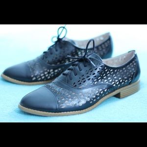 Sam & Libby Cutout Womens Loafers